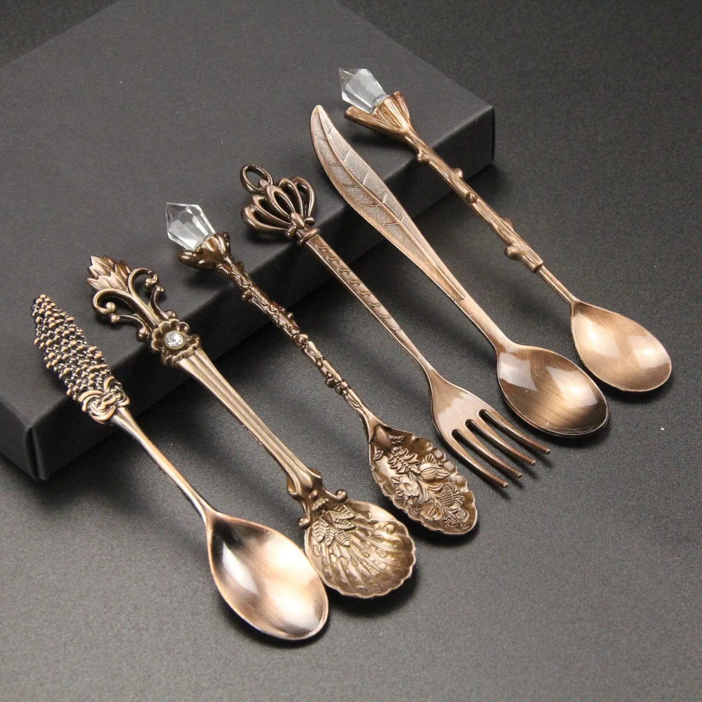 Vintage Court Coffee Spoon 6Pcs/Set Ice Cream Spoon Jam Spoon Dessert Spoon Crystal Head Tableware Set Gift Crafts