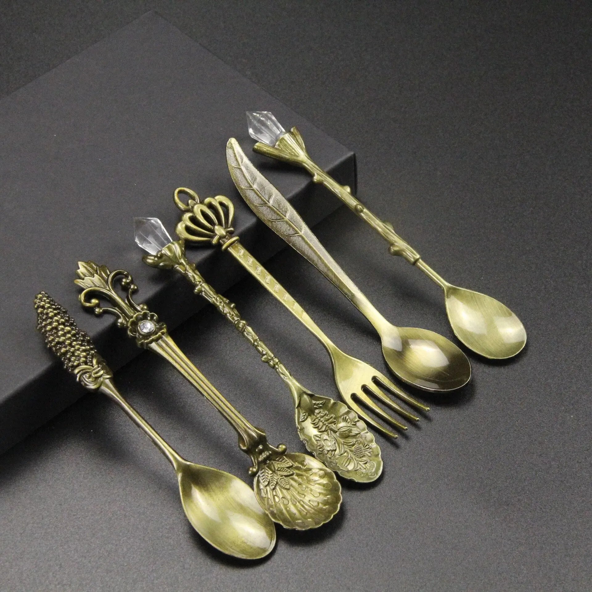Vintage Court Coffee Spoon 6Pcs/Set Ice Cream Spoon Jam Spoon Dessert Spoon Crystal Head Tableware Set Gift Crafts