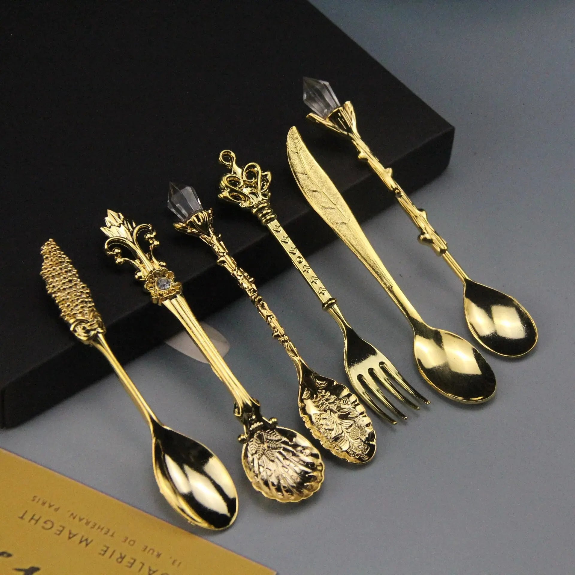 Vintage Court Coffee Spoon 6Pcs/Set Ice Cream Spoon Jam Spoon Dessert Spoon Crystal Head Tableware Set Gift Crafts